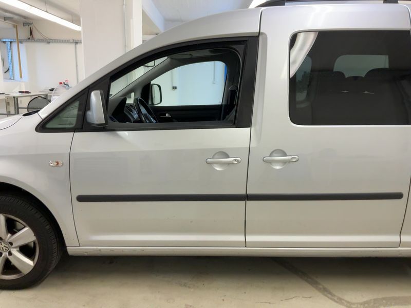 Volkswagen Caddy 1.6 TDI Maxi Comfortline 2012 – снимка на щета 4