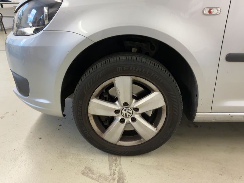 Volkswagen Caddy 1.6 TDI Maxi Comfortline 2012 – снимка 3