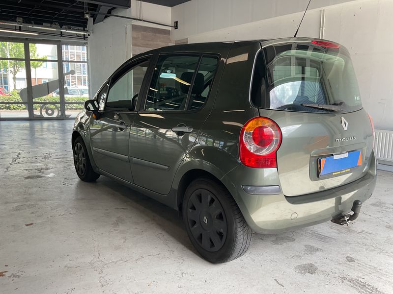 Renault Modus 1.6 Dynamique 2004 – снимка 6