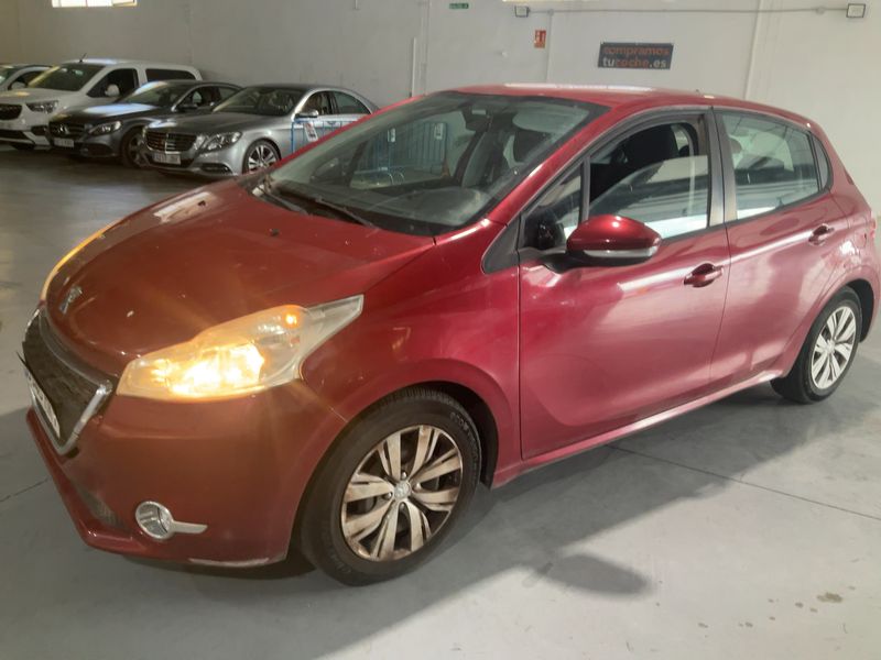 Peugeot 208 1.4 HDi Active 2012 – снимка 2