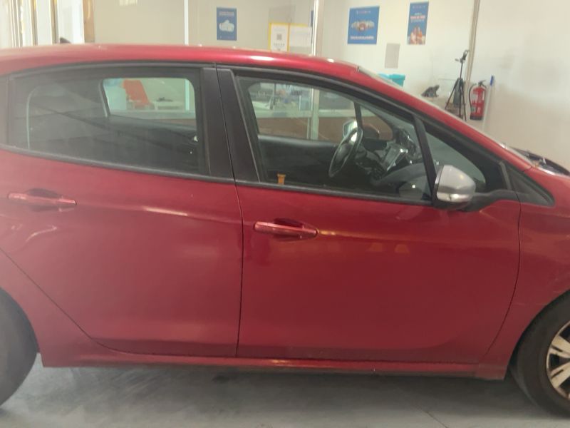 Peugeot 208 1.4 HDi Active 2012 – снимка 10