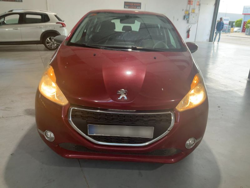 Peugeot 208 1.4 HDi Active 2012 – снимка 14