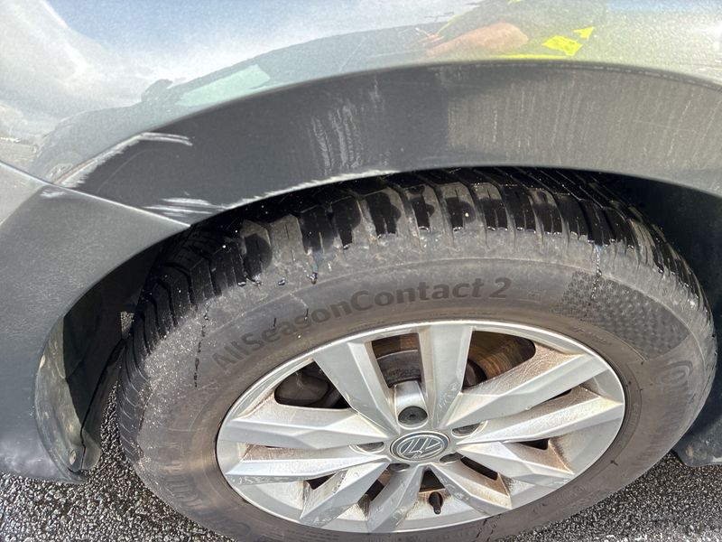Volkswagen Touran 1.8 TSI Highline BlueMotion 2017 – снимка 32