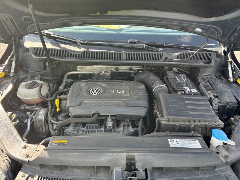 Volkswagen Touran 1.8 TSI Highline BlueMotion 2017 – снимка 8