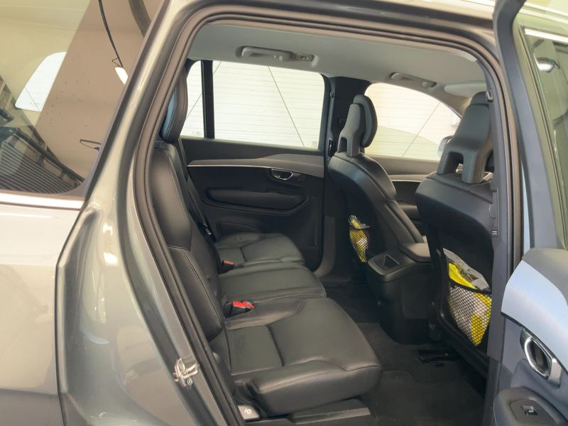 Volvo XC90 2.0 B5 Mild-Hybrid Momentum AWD 2020 – снимка 19
