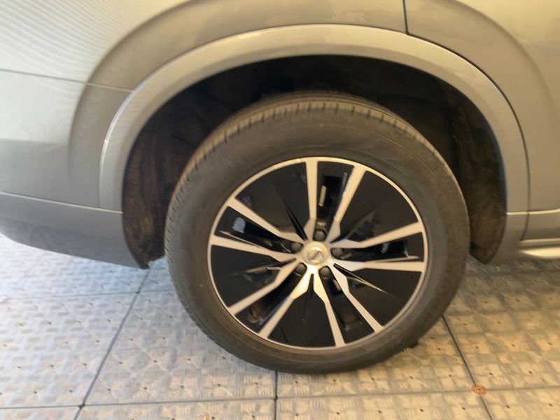 Volvo XC90 2.0 B5 Mild-Hybrid Momentum AWD 2020 – снимка 9
