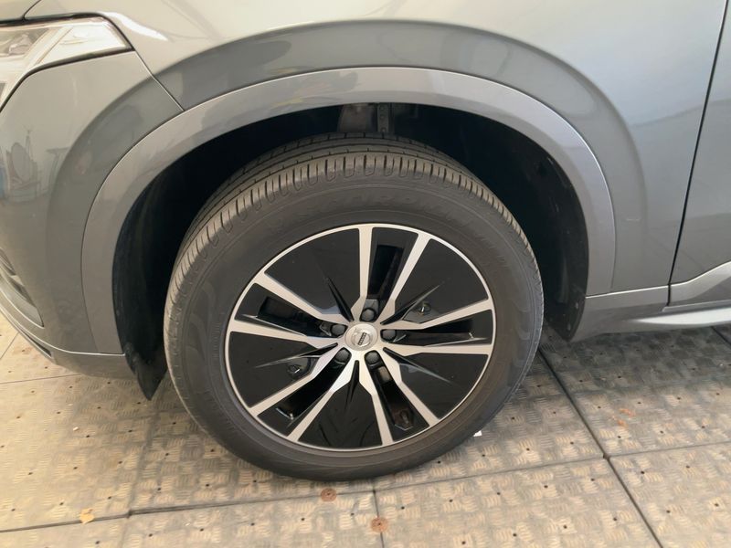 Volvo XC90 2.0 B5 Mild-Hybrid Momentum AWD 2020 – снимка 3