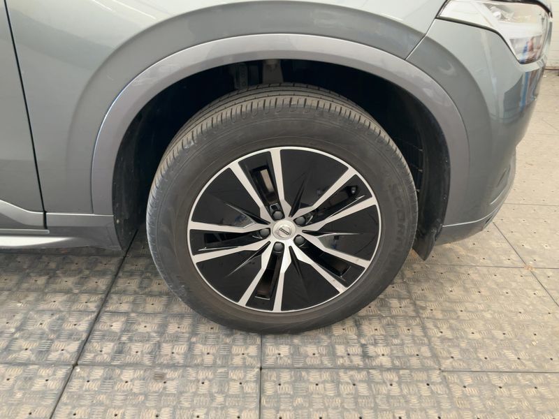 Volvo XC90 2.0 B5 Mild-Hybrid Momentum AWD 2020 – снимка 11