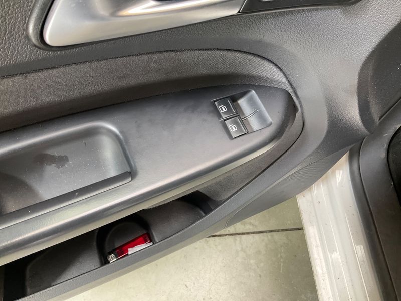 Volkswagen Caddy 1.6 TDI Trendline BlueMotion Tech 2014 – снимка 33