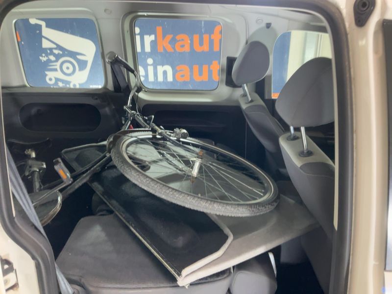 Volkswagen Caddy 1.6 TDI Trendline BlueMotion Tech 2014 – снимка 19