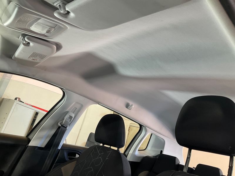 Peugeot 2008 1.6 e-HDi Active 2013 – снимка 26