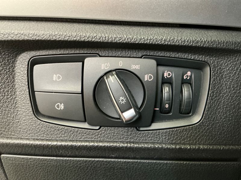 BMW 1er 116d EfficientDynamics Sport Line 2017 – снимка 27