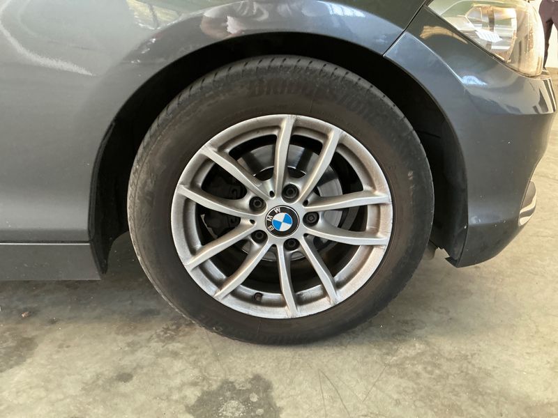 BMW 1er 116d EfficientDynamics Sport Line 2017 – снимка 11