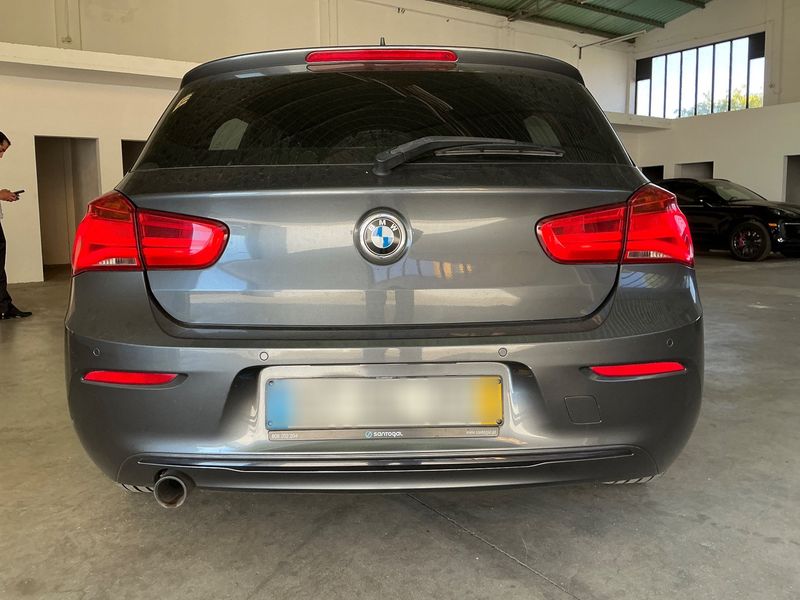 BMW 1er 116d EfficientDynamics Sport Line 2017 – снимка на щета 7