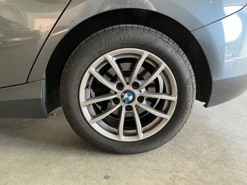 BMW 1er 116d EfficientDynamics Sport Line 2017 – снимка 5