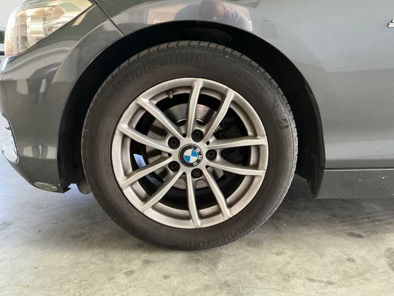 BMW 1er 116d EfficientDynamics Sport Line 2017 – снимка 3