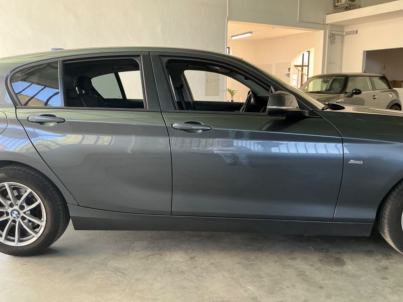 BMW 1er 116d EfficientDynamics Sport Line 2017 – снимка на щета 10