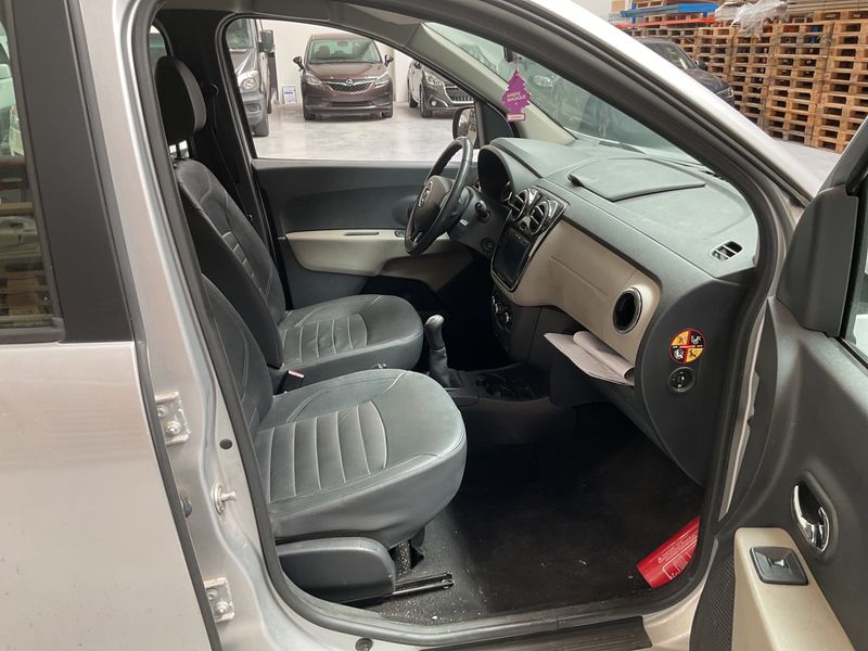 Dacia Lodgy 1.2 TCe Prestige 2014 – снимка 3