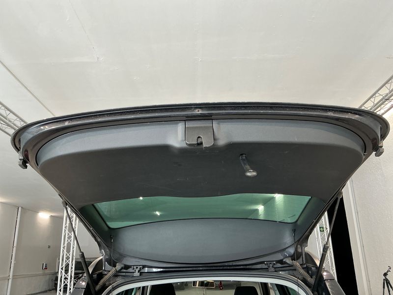 Skoda Yeti 2.0 TDI Adventure 4x4 2013 – снимка 30