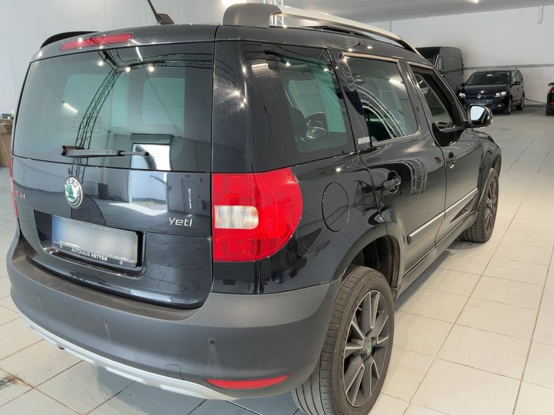 Skoda Yeti 2.0 TDI Adventure 4x4 2013 – снимка 8