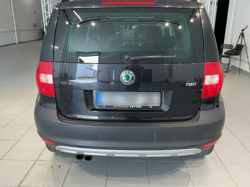 Skoda Yeti 2.0 TDI Adventure 4x4 2013 – снимка 7