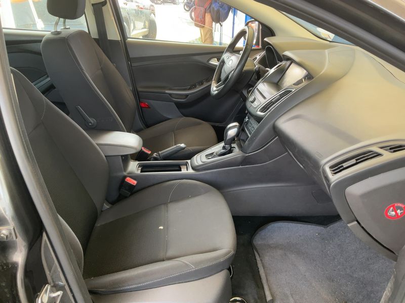 Ford Focus 1.5 TDCi Business 2016 – снимка 11