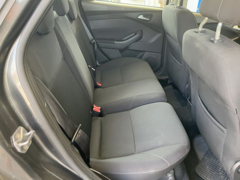 Ford Focus 1.5 TDCi Business 2016 – снимка 14