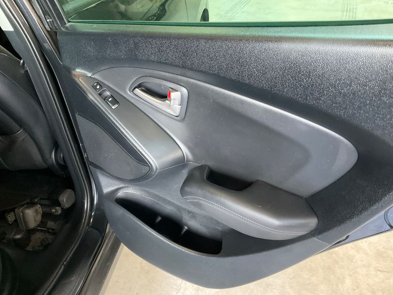 Hyundai ix35 1.6 Style 2WD 2010 – снимка 29
