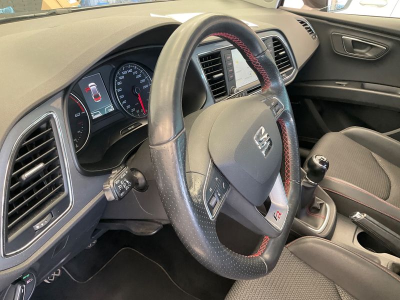 Seat Leon 2.0 TDI FR 2015 – снимка 38