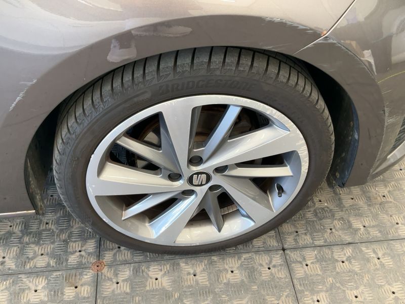 Seat Leon 2.0 TDI FR 2015 – снимка 11