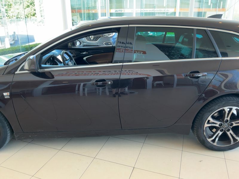 Opel Insignia Sports Tourer 1.6 CDTI DPF Innovation 2016 – снимка 4