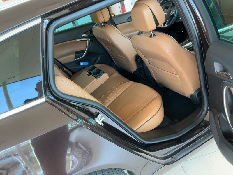 Opel Insignia Sports Tourer 1.6 CDTI DPF Innovation 2016 – снимка 20