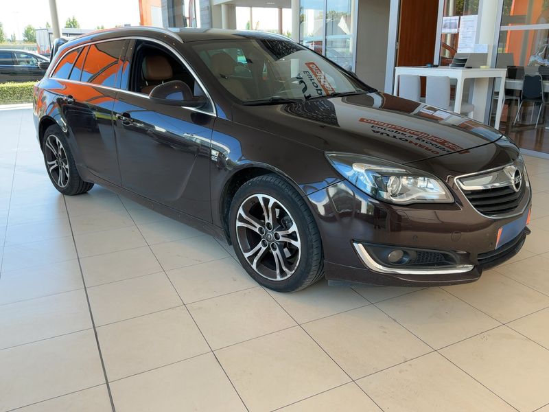 Opel Insignia Sports Tourer 1.6 CDTI DPF Innovation 2016 – снимка 12