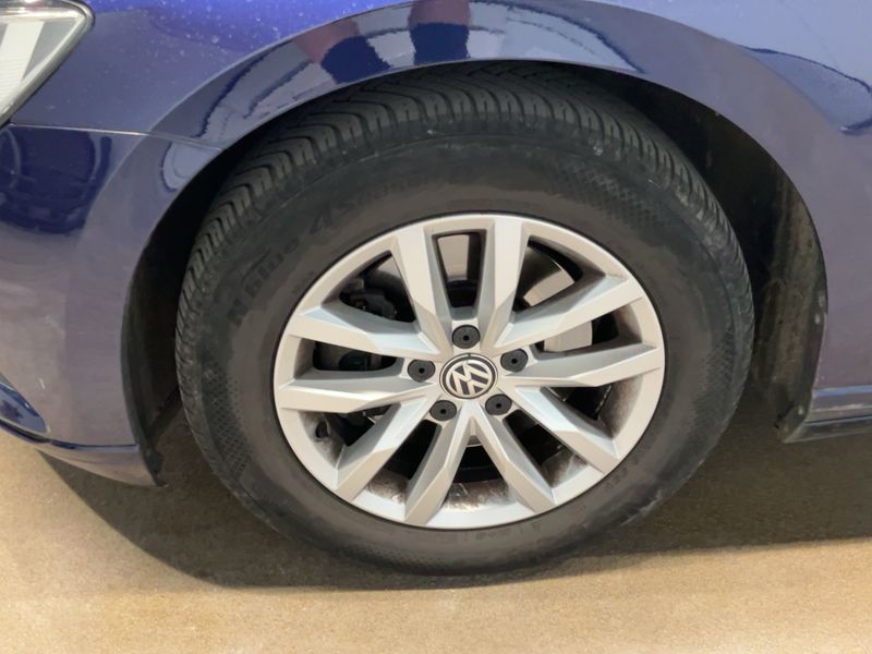 Volkswagen Passat 2.0 TDI Comfortline BlueMotion Tech 2017 – снимка 3