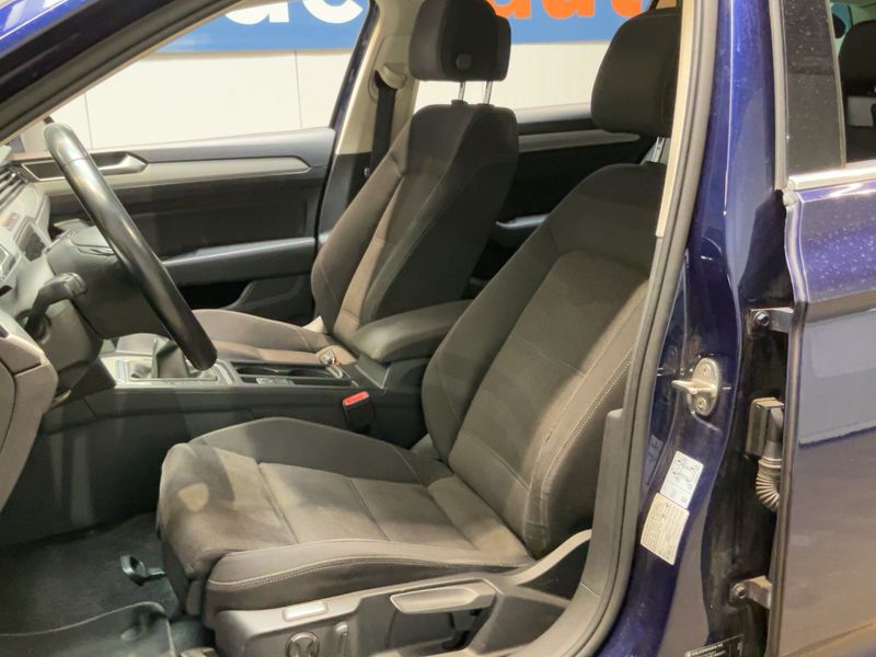 Volkswagen Passat 2.0 TDI Comfortline BlueMotion Tech 2017 – снимка 16