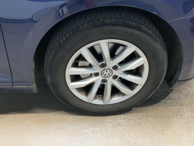 Volkswagen Passat 2.0 TDI Comfortline BlueMotion Tech 2017 – снимка 11