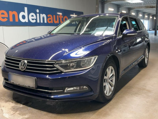 Volkswagen Passat 2.0 TDI Comfortline BlueMotion Tech 2017 – снимка 1