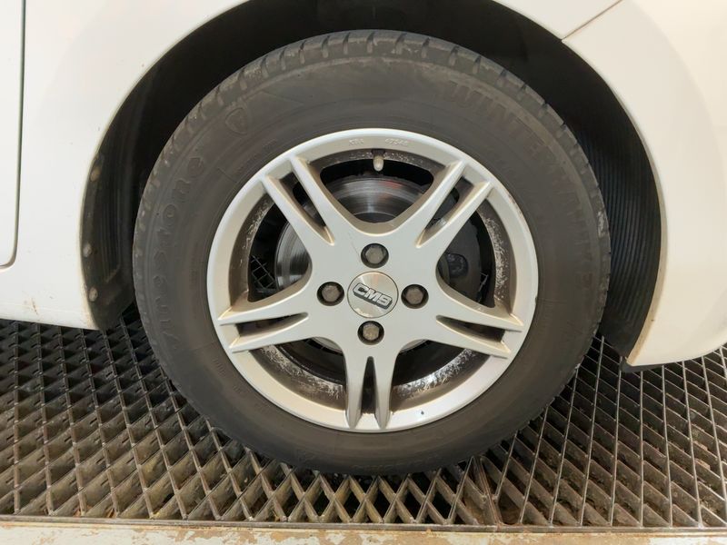 Hyundai i10 1.2 YES! 2015 – снимка 11
