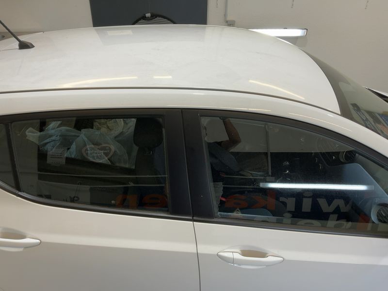 Hyundai i10 1.2 YES! 2015 – снимка 13