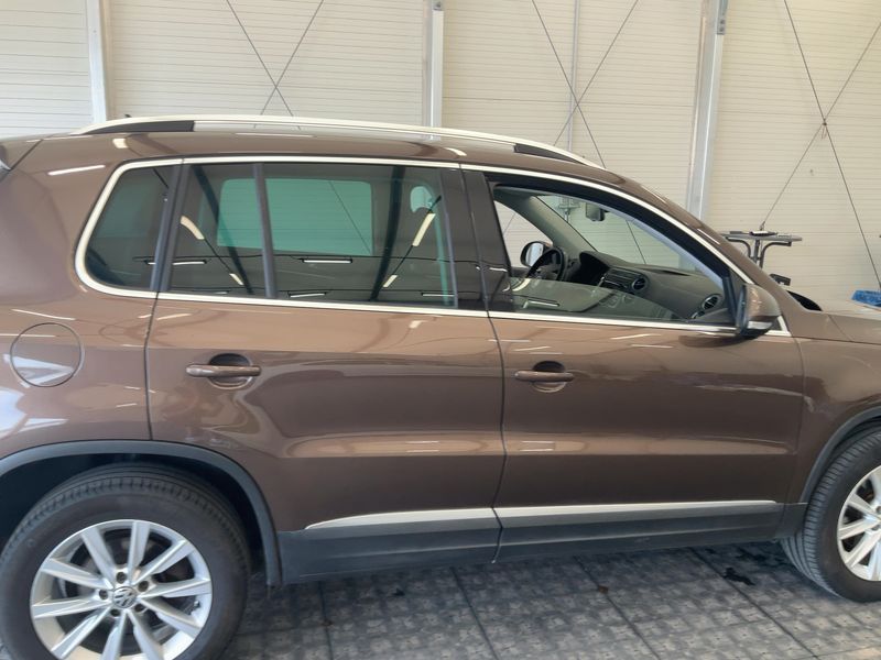 Volkswagen Tiguan 2.0 TDI Sport & Style 4Motion BlueMotion Tech 2011 – снимка 10