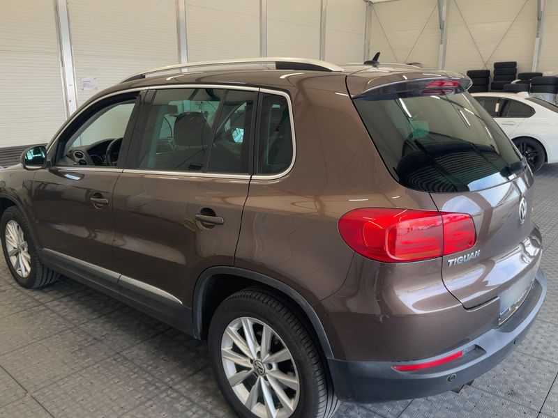 Volkswagen Tiguan 2.0 TDI Sport & Style 4Motion BlueMotion Tech 2011 – снимка 6