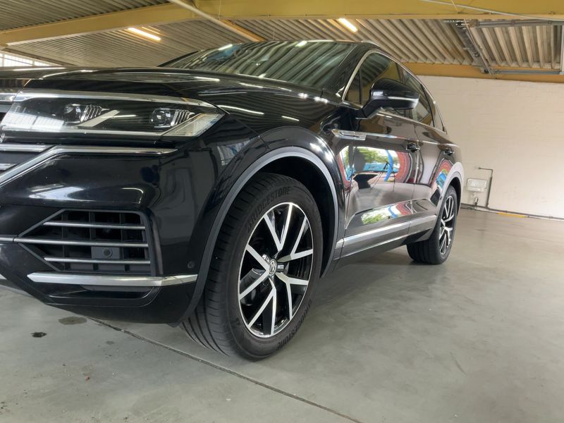 Volkswagen Touareg 3.0 V6 TDI Atmosphere 4Motion 2018 – снимка 2