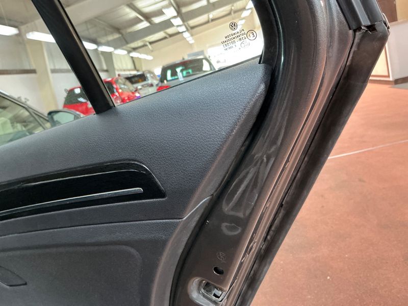 Volkswagen Golf VII 1.5 TSI ACT Highline BlueMotion Tech 2019 – снимка 31