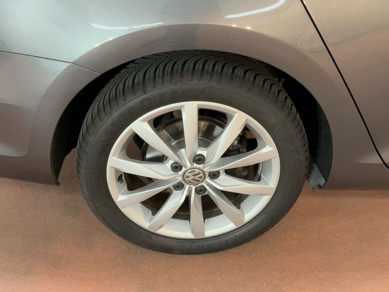 Volkswagen Golf VII 1.5 TSI ACT Highline BlueMotion Tech 2019 – снимка 9
