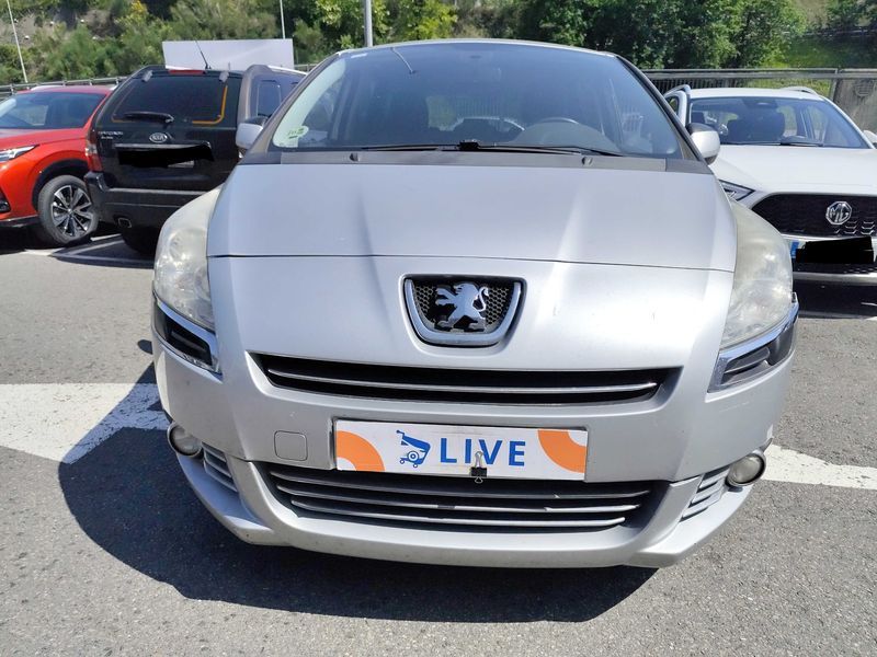 Peugeot 5008 2.0 HDi Active 2012 – снимка 7