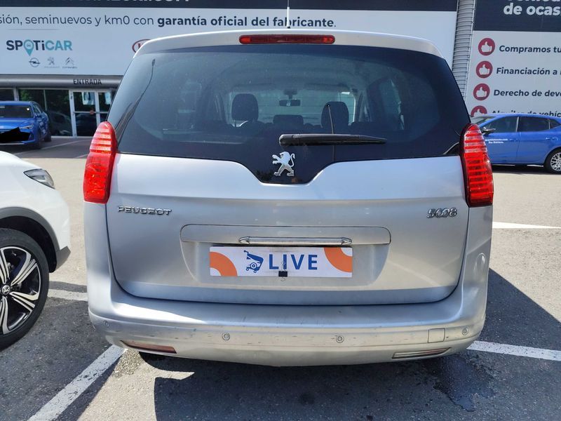 Peugeot 5008 2.0 HDi Active 2012 – снимка 4
