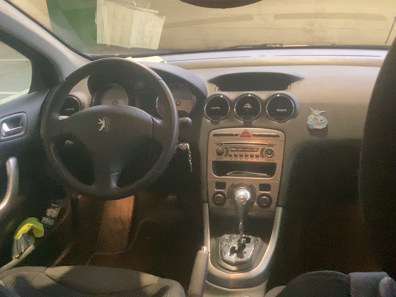 Peugeot 308 2.0 HDi Sport Plus 2008 – снимка 17