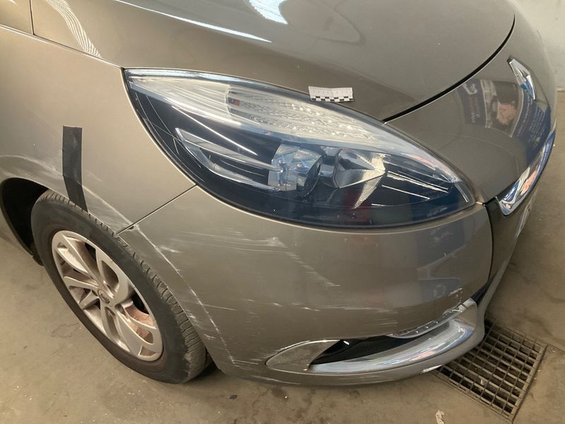 Renault Scenic 1.5 dCi Dynamique 2012 – снимка 33
