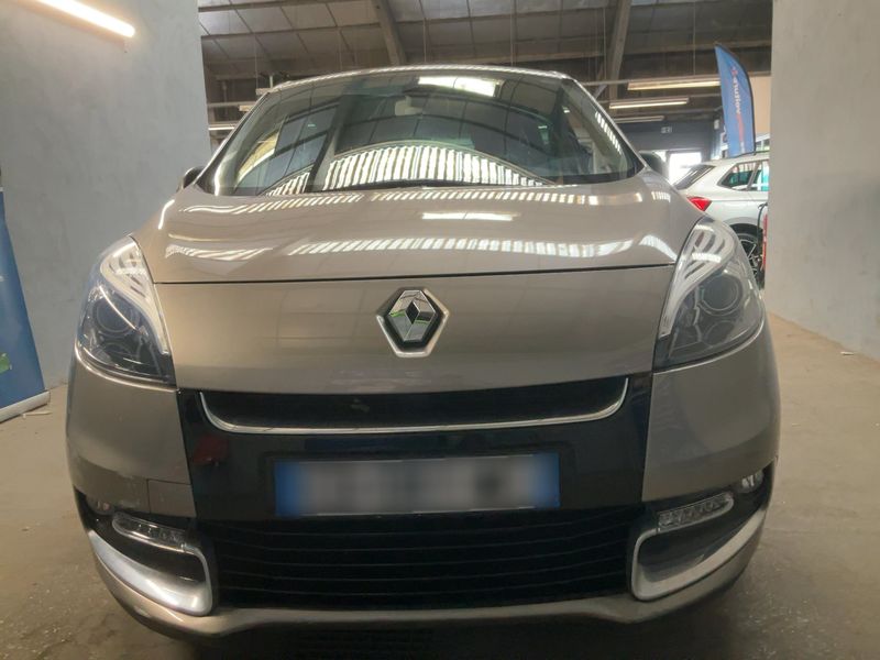 Renault Scenic 1.5 dCi Dynamique 2012 – снимка 14