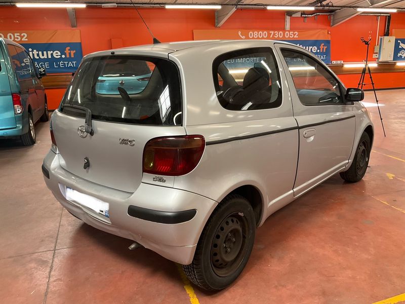 Toyota Yaris 1.4 D-4D Terra 2004 – снимка 2